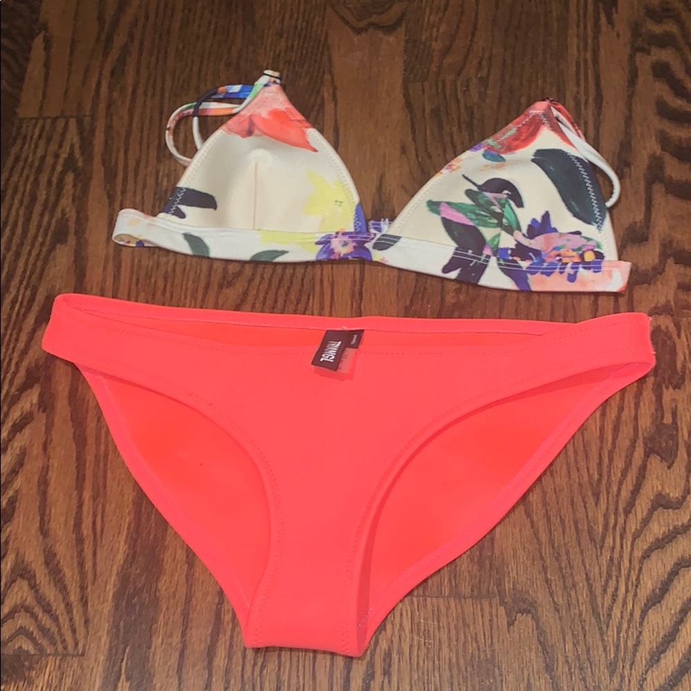 Triangl Suit!